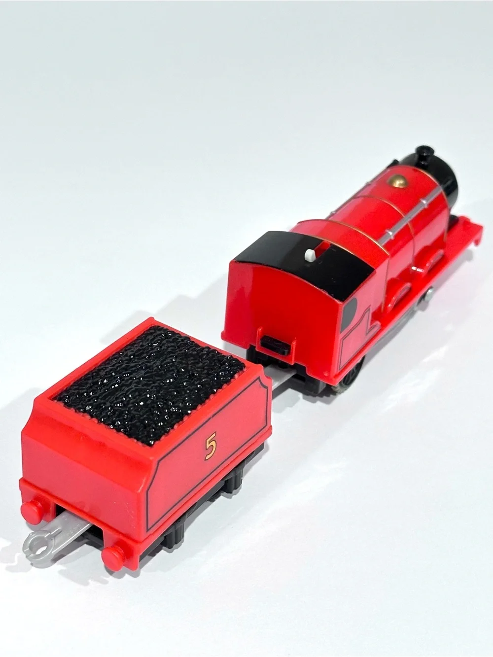 Thomas & Friends Motorized TrackMaster James with Tender